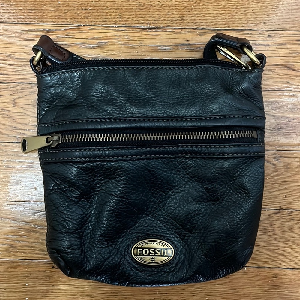 Black fossil satchel, over the shoulder bag